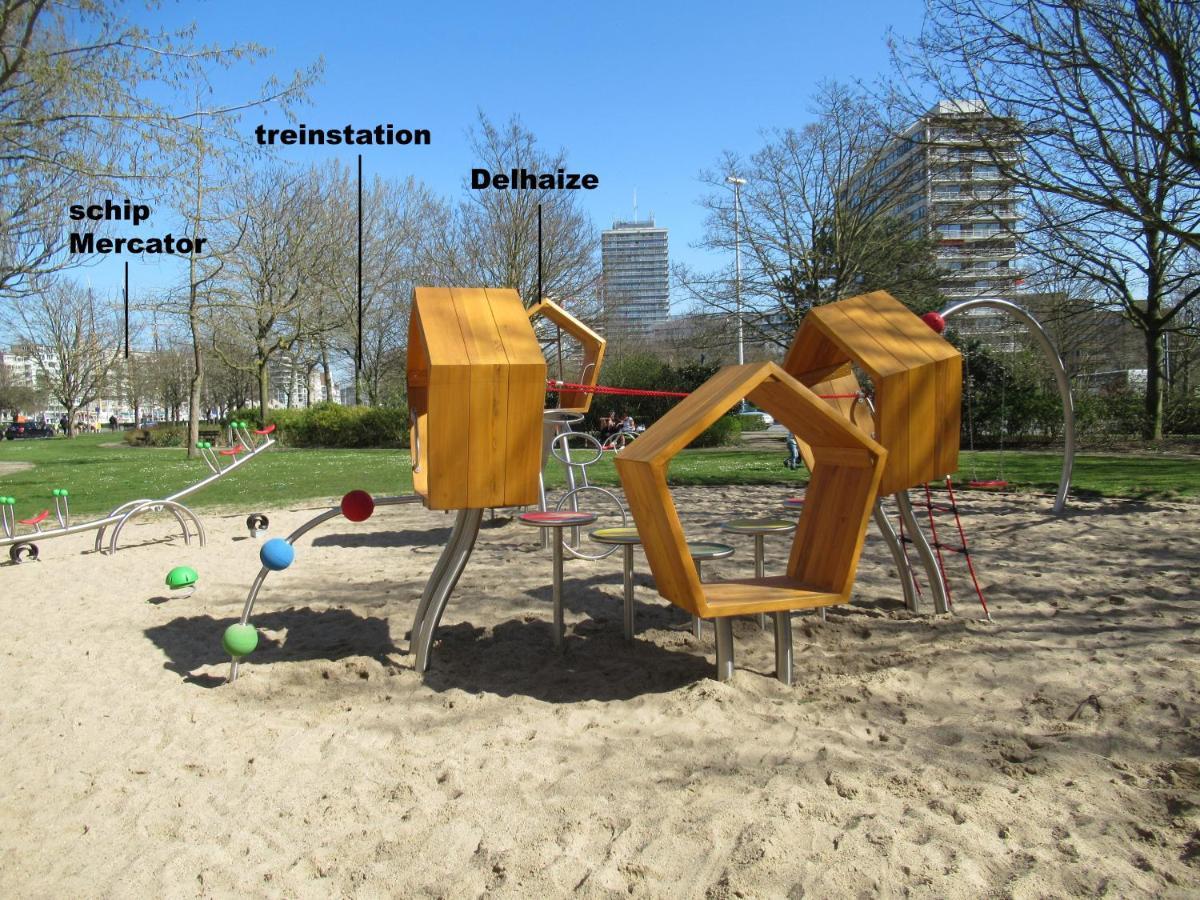Vanden Broeck Oostende Bagian luar foto